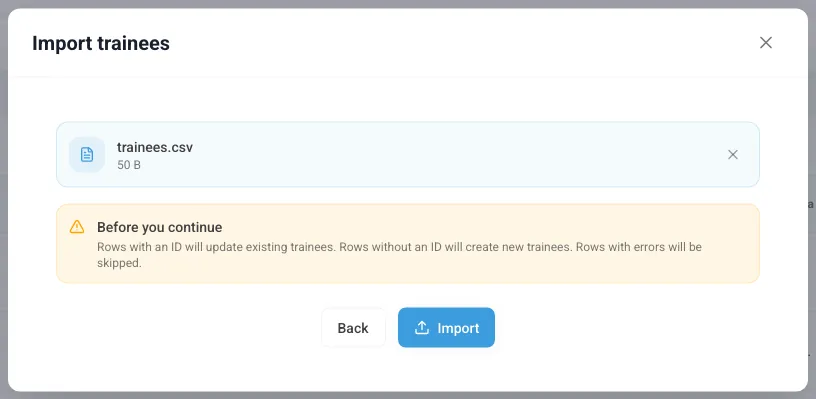 Import trainees window with the note about rows with and without ID