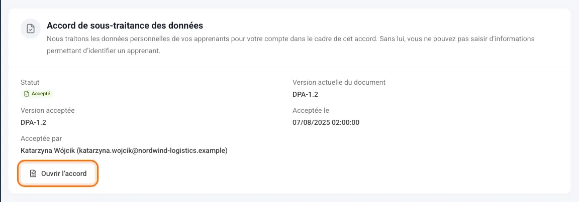Carte Accord de sous-traitance des données avec le statut, la version et la personne qui l’a accepté
