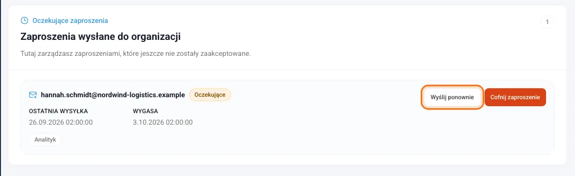 Oczekujące zaproszenia z przyciskami Wyślij ponownie i Cofnij zaproszenie